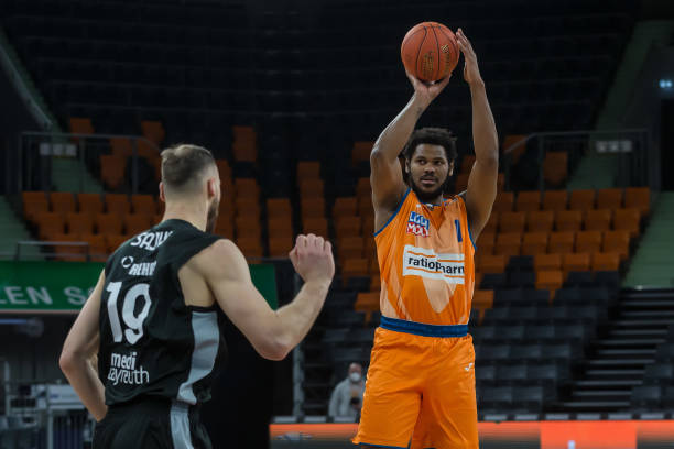 迈向更高水 迈向更高水