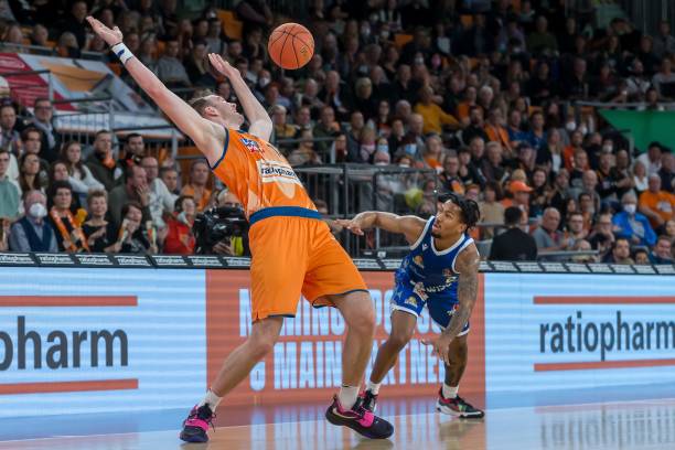 王昶在全英 王昶在全英