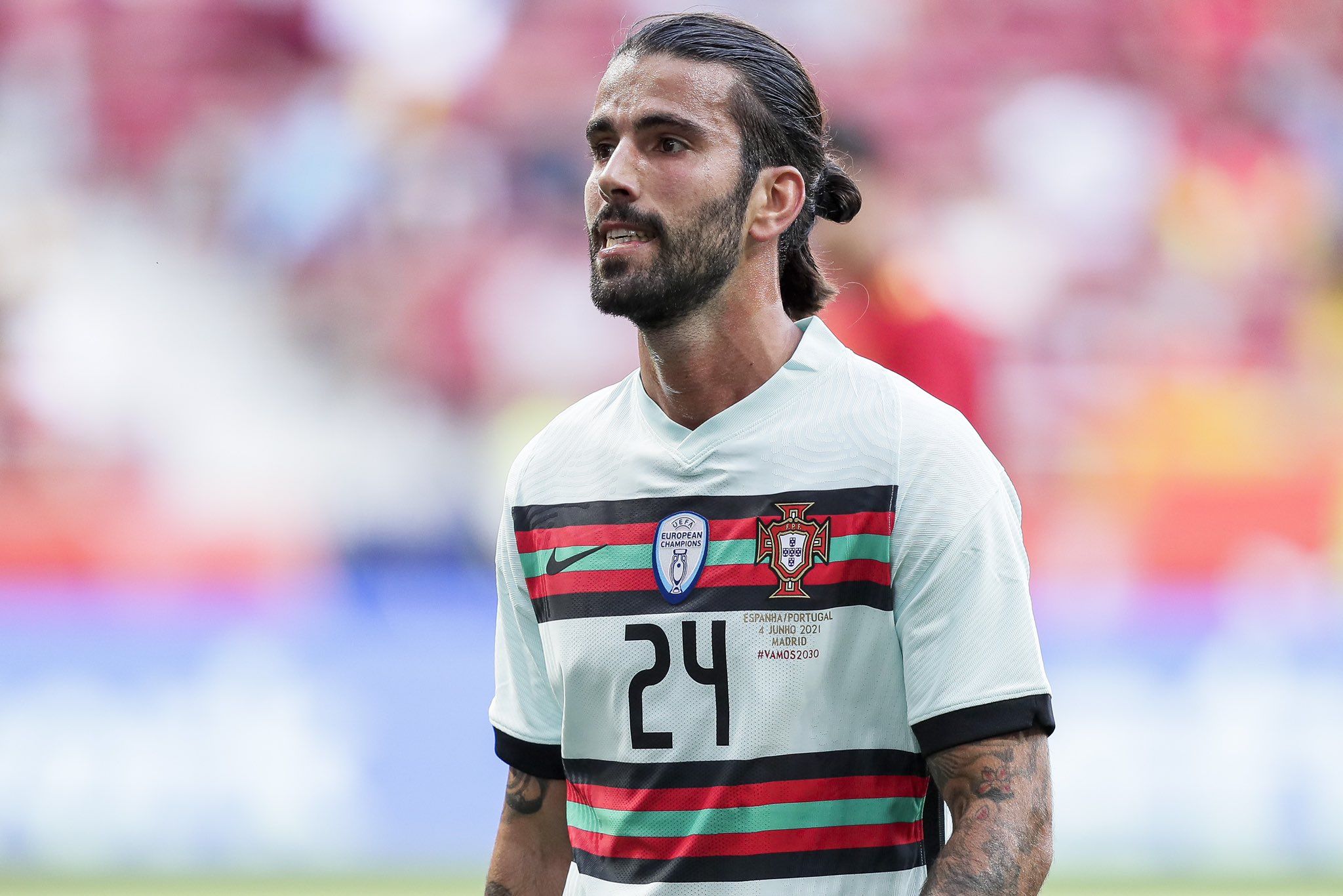 为吸引协防 为吸引协防